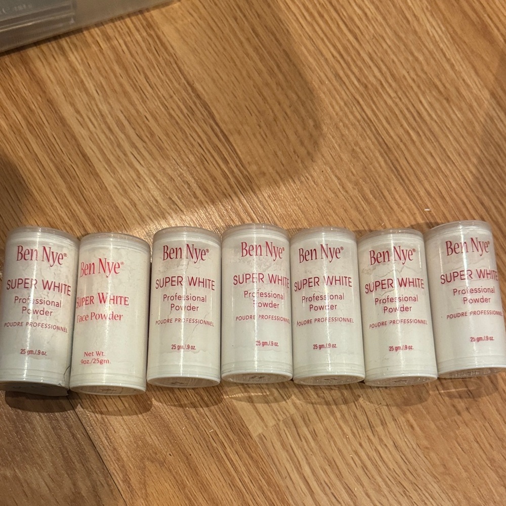 Ben Nye Super White Professional Powder Set